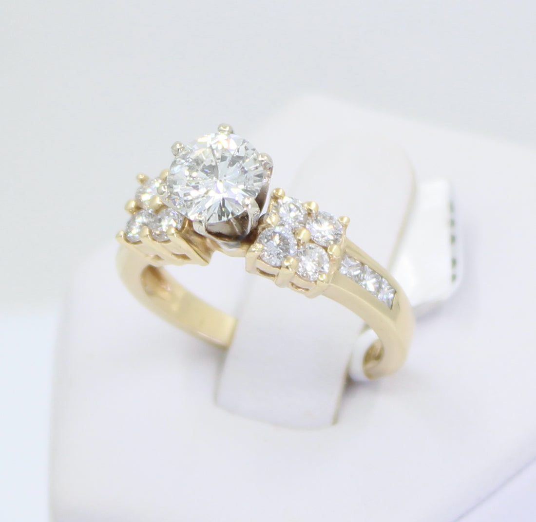 Anillo de Compromiso 1.05ct