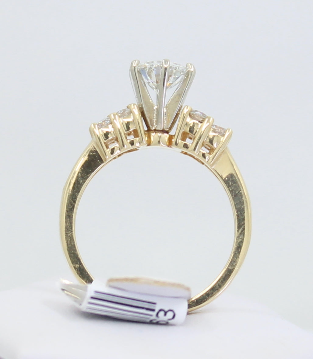 Anillo de Compromiso 1.05ct