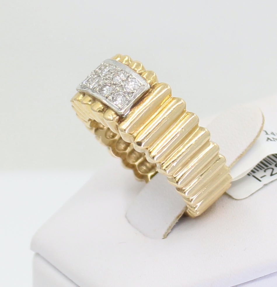 Ridge Gold Ring