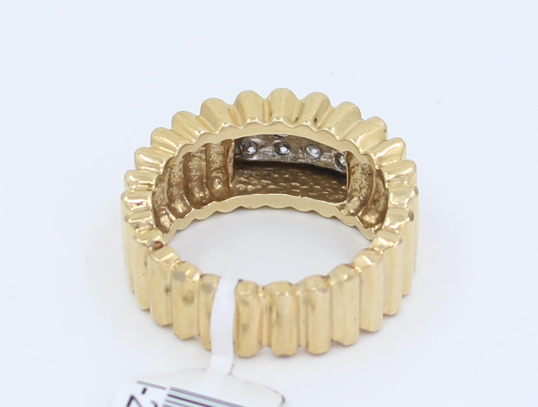 Ridge Gold Ring