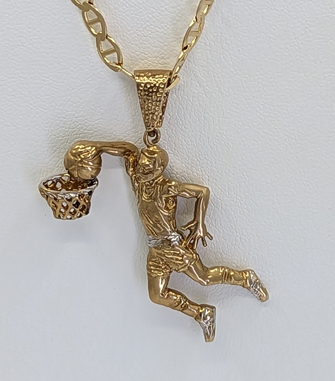 Charm Baloncelista