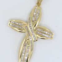 Cruz Diamantes Swirl Baguettes