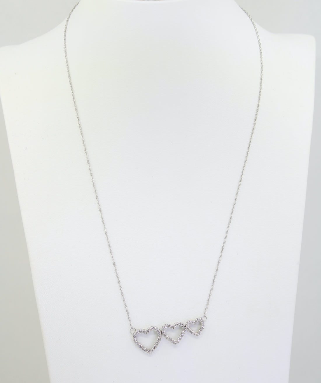 3 Heart Chain