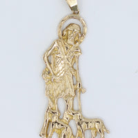 Charm San Lazaro
