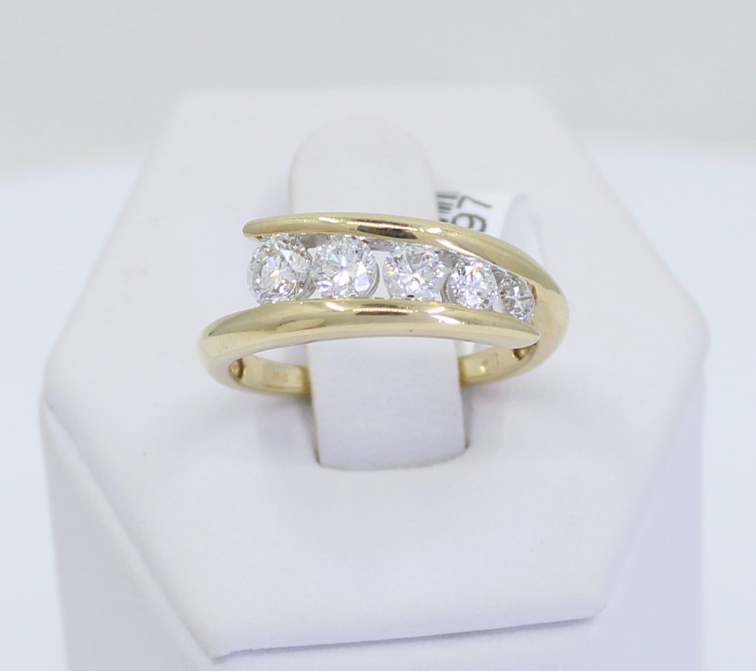 Diamond Gradient Ring
