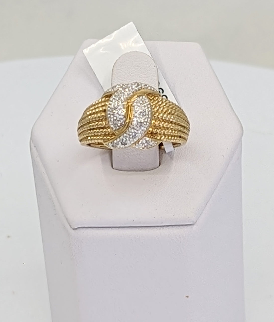 Anillo Pave Knot