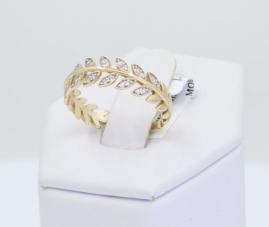 Aro 10kt Diamond Feather