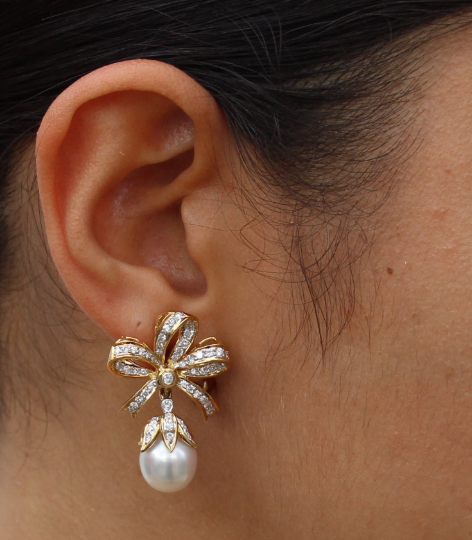 Bow Vintage Earrings