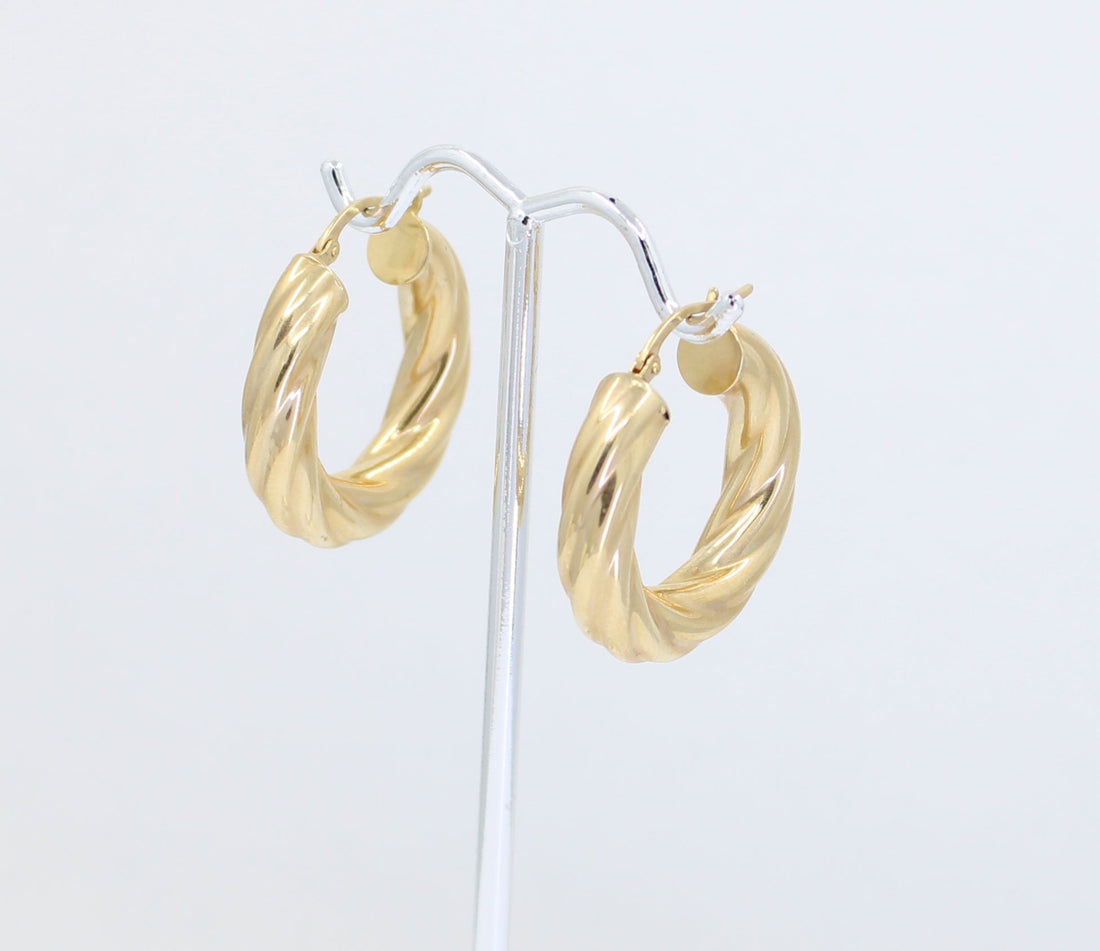 Argollas Trensadas